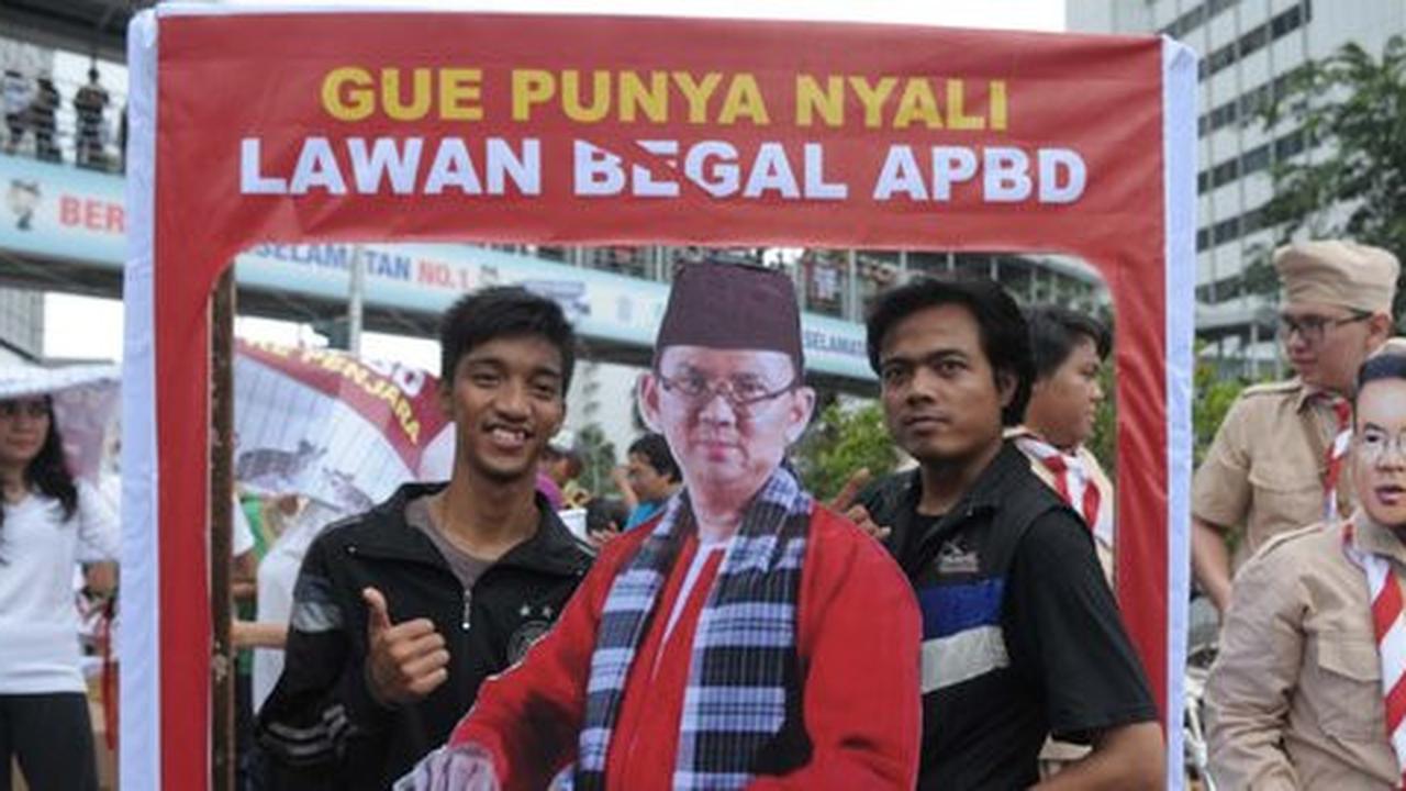 Warga Jakarta rela kumpulkan KTP sebab Ahok tegas lawan korupsi
