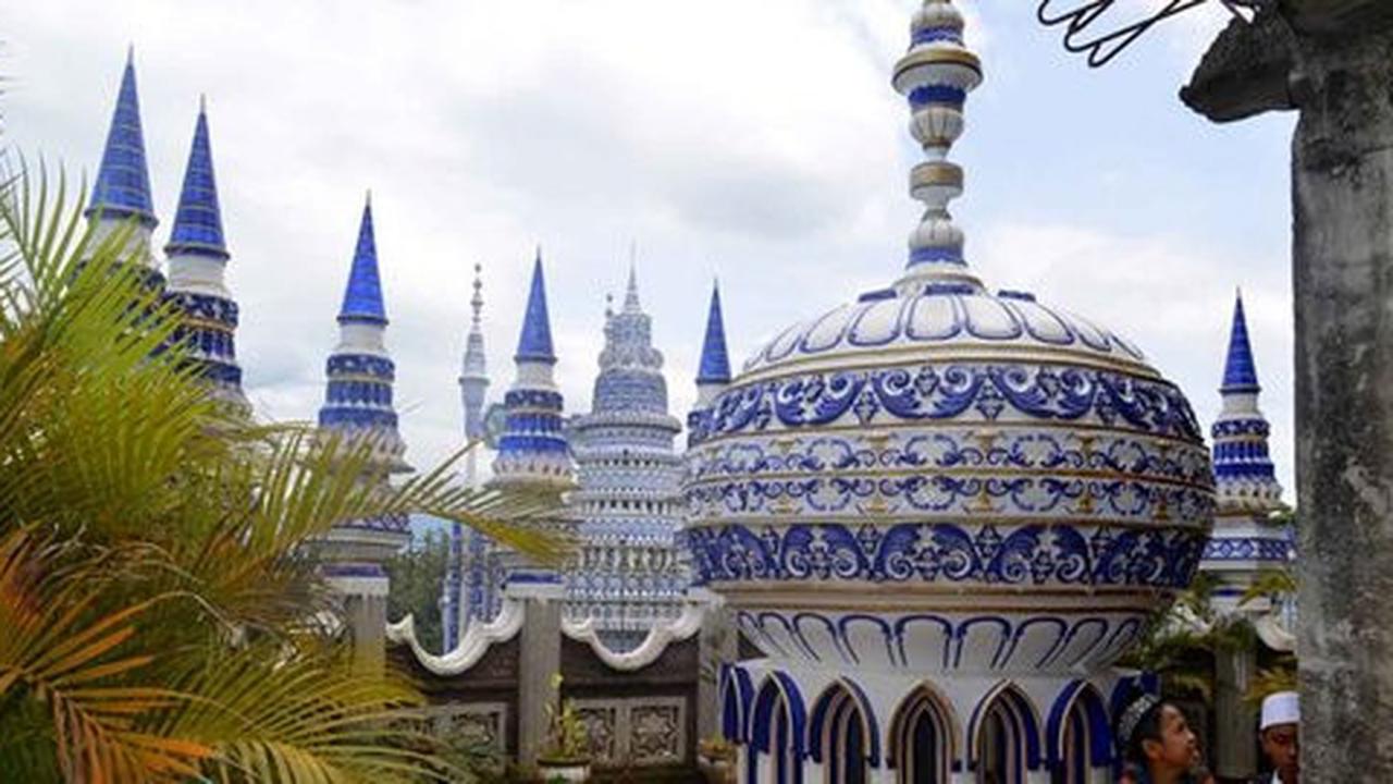 Masjid Tiban di Malang