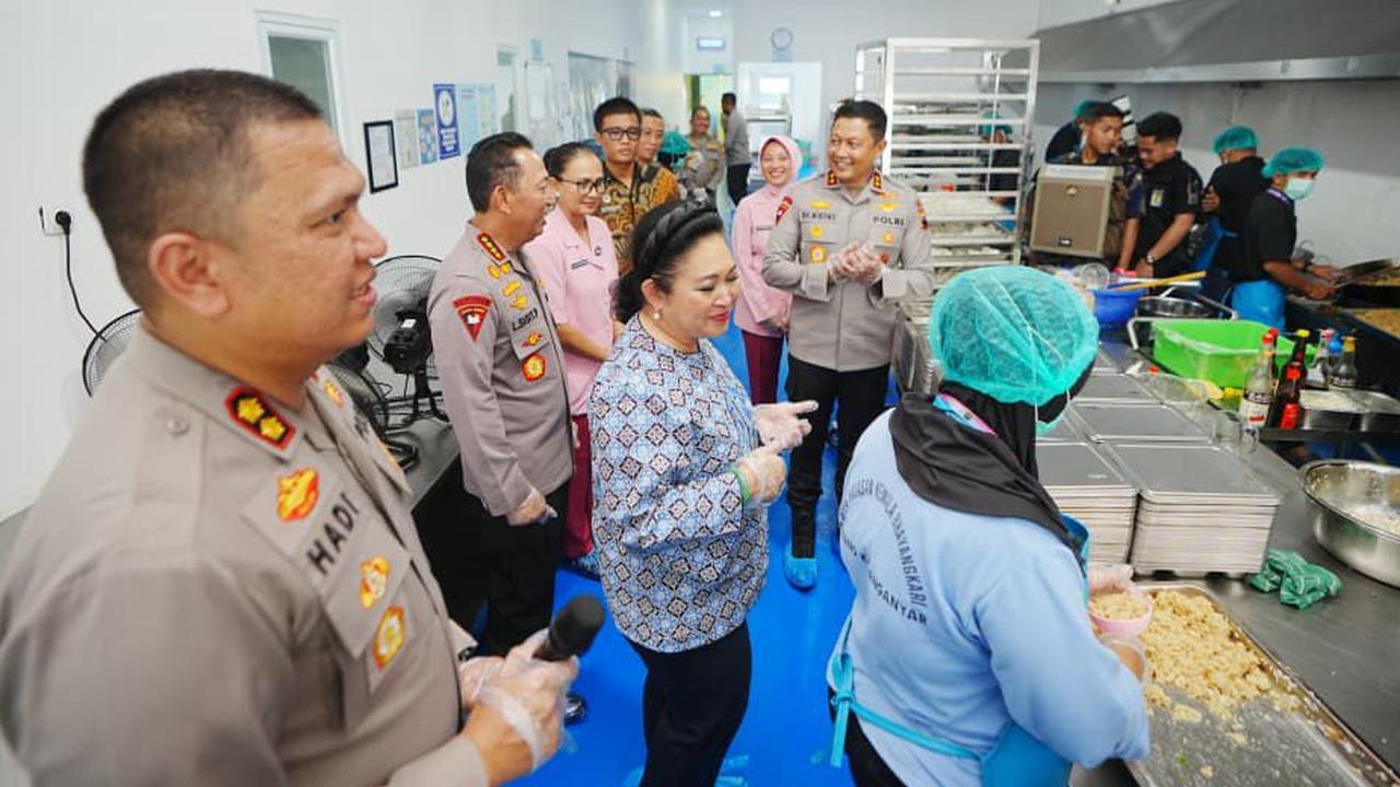 Titiek Soeharto Salut SPPG Polri Higienis, Bisa Jadi Contoh SPPG Se-Indonesia