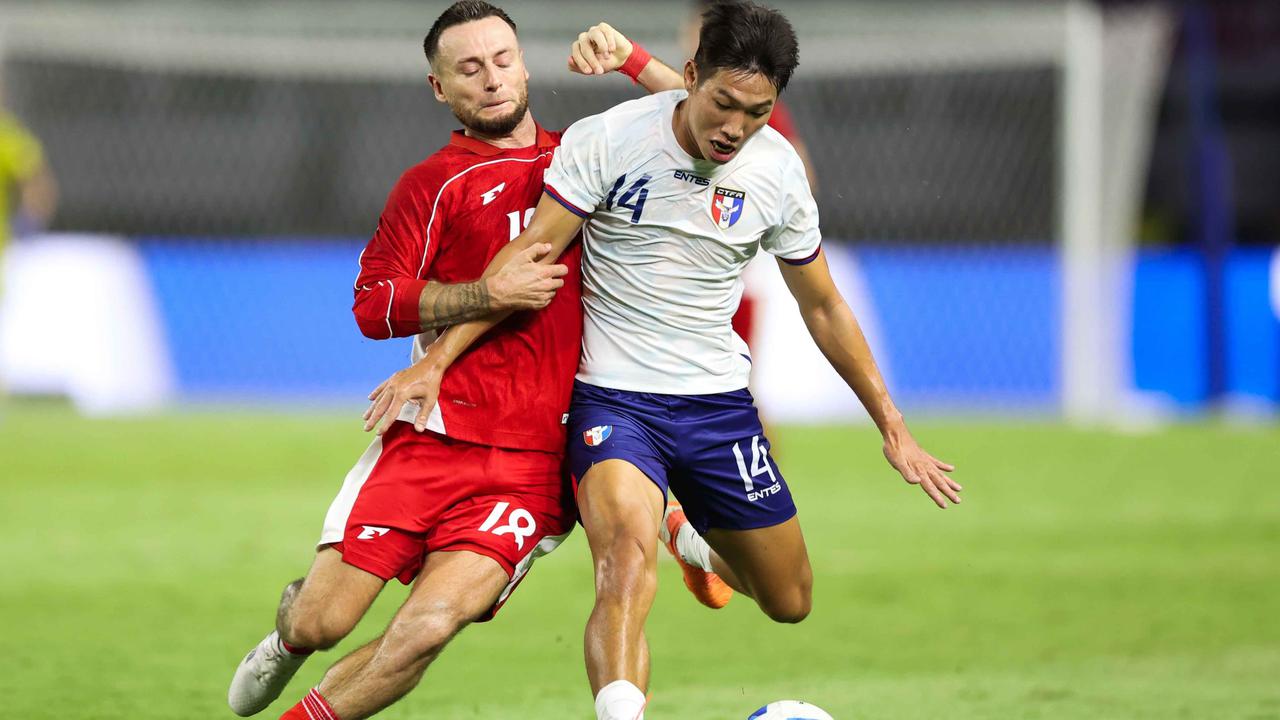 FOTO: Timnas Indonesia Pesta Gol 6-0 atas Taiwan di GBT