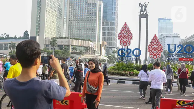 Warga Padati Kawasan CFD Sudirman-Thamrin