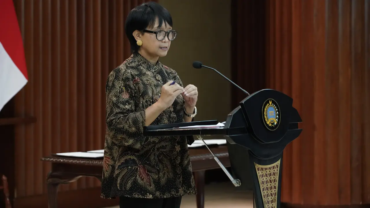 Menlu Retno saat menyampaikan kata sambutan dalam acara penyerahan WNI secara resmi kepada pihak keluarga pada Kamis, 30 Juli 2020.