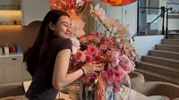 Aaliyah Massaid Diberi Kejutan Anniversary oleh Thariq Halilintar, Bangun Tidur Disambut Buket Bunga