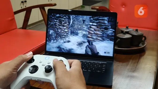 <p>Main game Resident Evil Village di MacBook Air M3 06, seperti apa? (Liputan6.com/ Yuslianson)</p>
