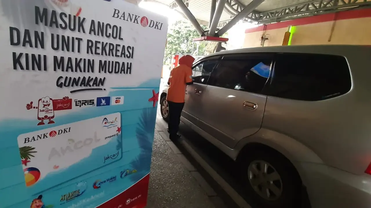 Pengelola Taman Wisata Ancol menggandeng Bank DKI untuk menerapkan transaksi non tunai. Dok Bank DKI