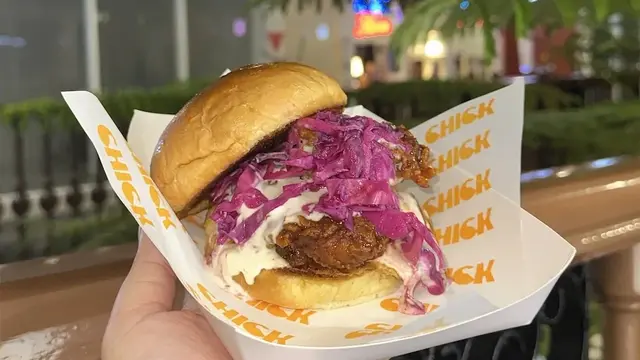 Chick Ultimate Chicken Burger