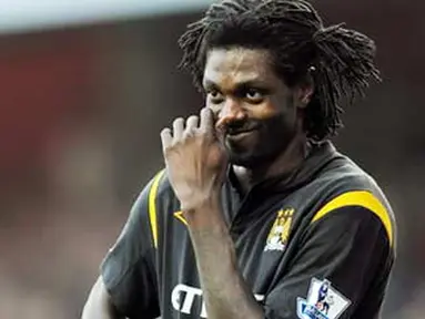 Gaya striker Manchester City asal Togo, Emmanuel Adebayor, di laga lanjutan Liga Premier melawan Arsenal di Emirates Stadium, 24 April 2010. Skor 0-0. AFP PHOTO / ADRIAN DENNIS