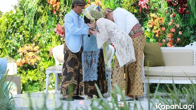 [Fimela] Via Vallen dan Chevra Papinka