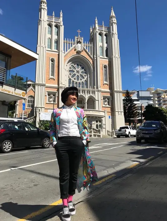 (Instagram/nirinazubir_)