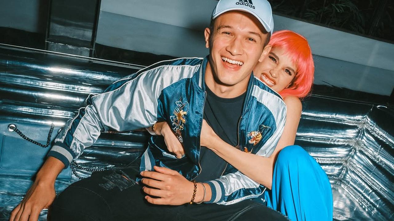 Potret Cinta Laura Pamer Kemesraan di Hari Ulang Tahun Arya Vasco, yang Mencuri Perhatian