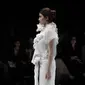 3 Desainer kenamaan di bawah naungan YCIFI unjuk gigi di panggung Jakarta Fashion Week 2018.