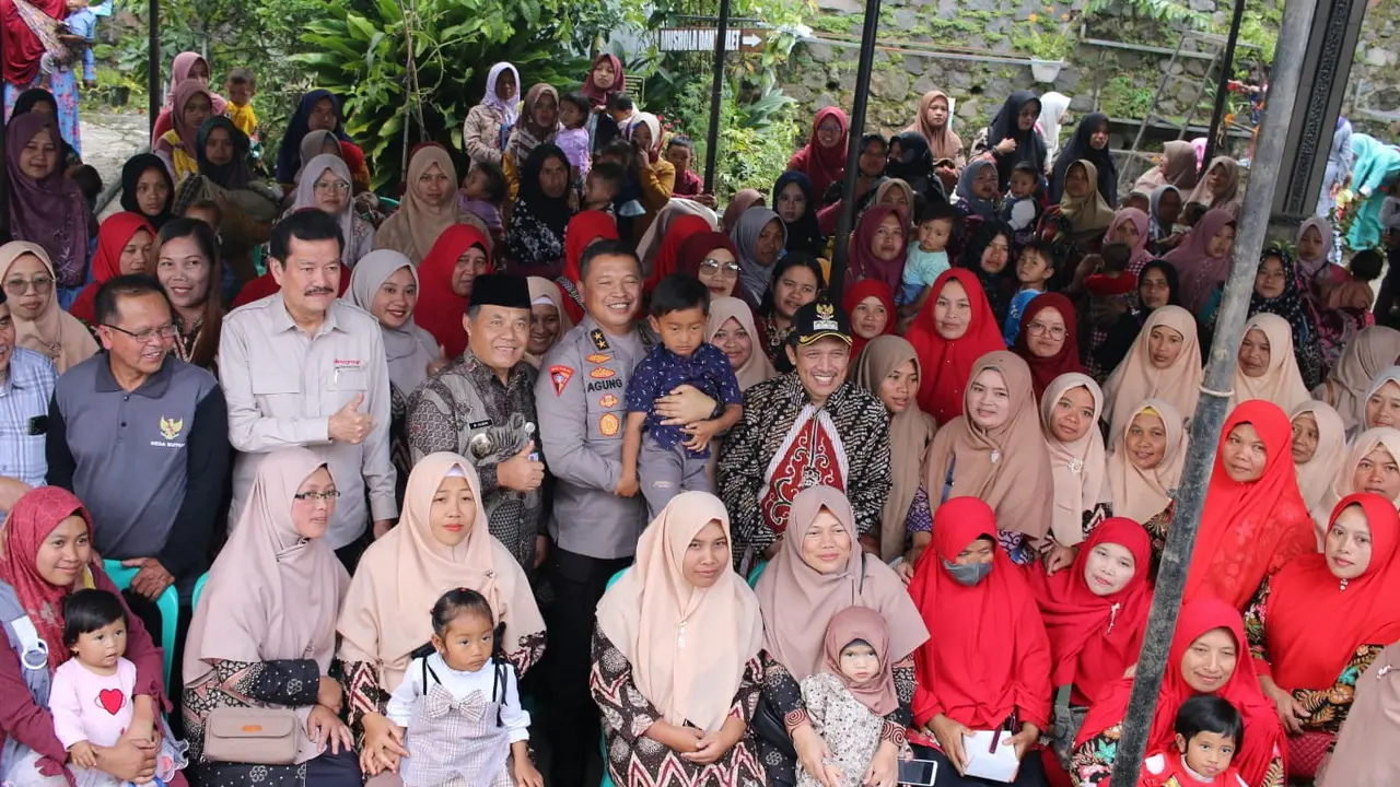 Targetkan Zero Stunting di Wonosobo, Polri Gandeng Dexa Group Gelar Bakti Sosial Kesehatan