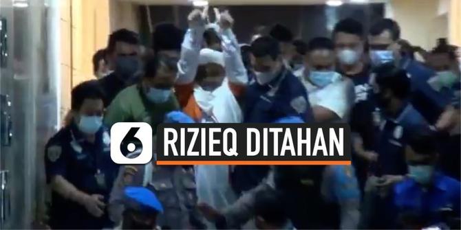 VIDEO: Teriakan Takbir Saat Rizieq Shihab Digiring dengan Tangan Terborgol