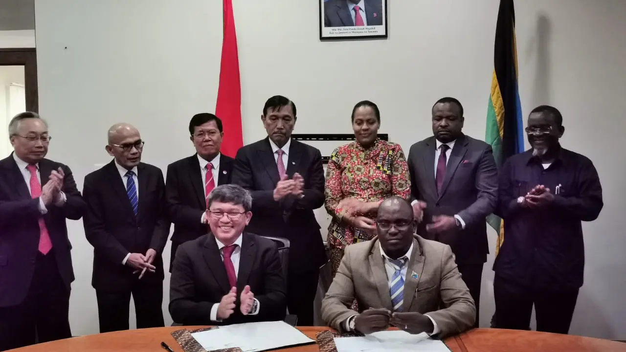 Menko Luhut mengunjungi Tanzania untuk meningkatkan kerjasama di bidang industri.