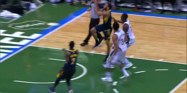 VIDEO: Kumpulan Block Terbaik Giannis Antetokounmpo 5 Musim Terakhir di NBA