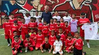 Terpukau Sambutan Fans MU di Jakarta, Edwin van der Sar Dukung Timnas Indonesia Lolos ke Piala Dunia