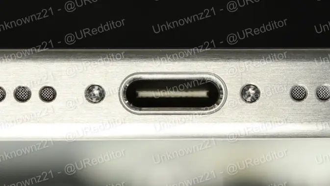 Bocoran gambar iPhone 15 Pro dengan port USB-C. (Twitter/@URedditor)