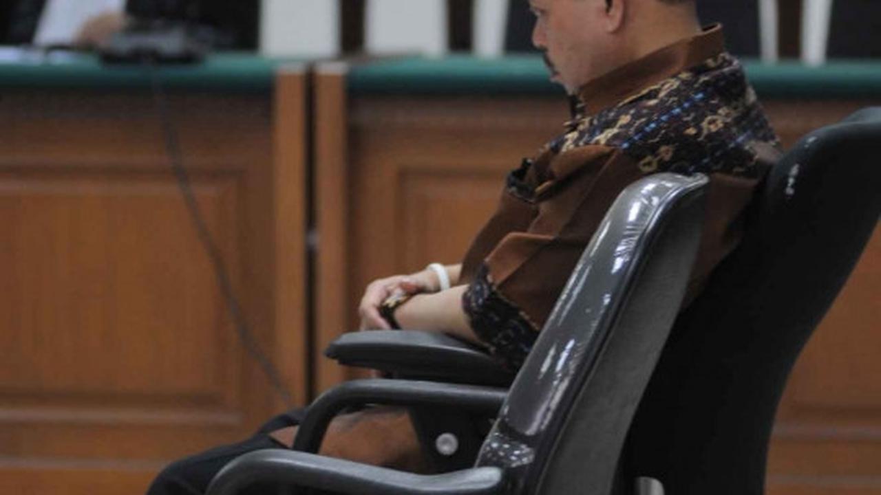 Ini ekspresi Sutan Bhatoegana usai divonis 10 tahun penjara