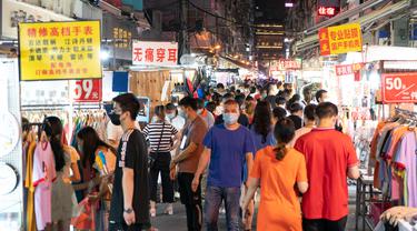 Kehidupan Perkotaan di Wuhan Terus Berangsur Kembali Normal