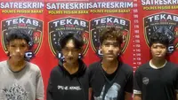 4 Pemuda Kuras Barang Turis Asing Buat Pesta Miras
