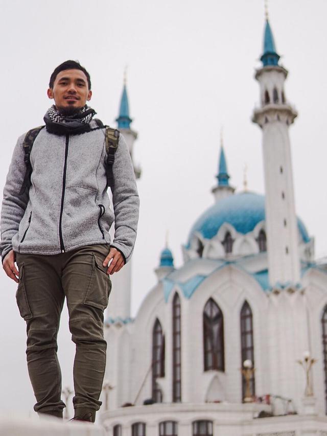 6 Fakta Achmad Hulaefi, Sang Pendekar Wushu Suami Lindswell Kwok