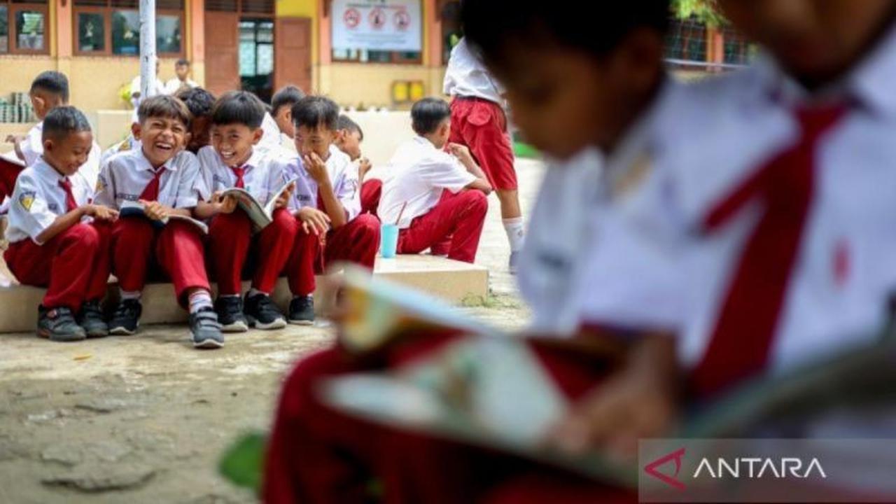 Sekolah Terdampak Bencana di Kota Padang Masih Belajar Daring, Siswa Lain Kembali Tatap Muka