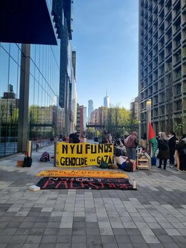 NYU Tutup Bangunan karena Mahasiswa Demo, Pengunjuk Rasa Buat Tenda di Dekat Kampus