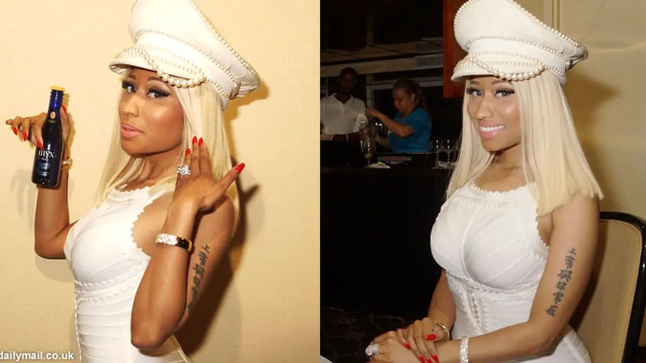 nicky-minaj-seksi-130706b.jpg