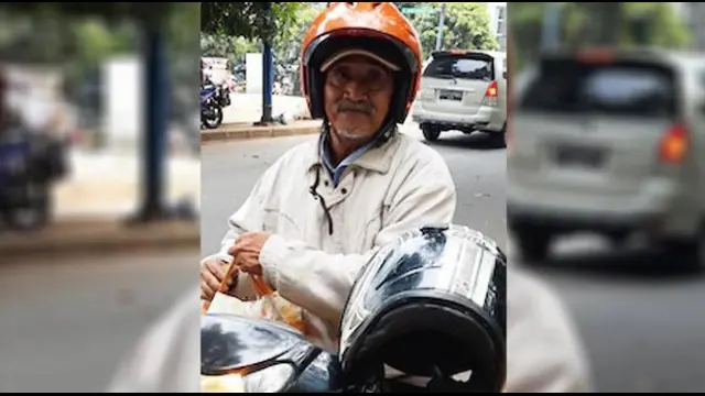 News Flash: Ki Soleh Tukang Ojek Seikhlasnya yang Mantan Pengusaha
