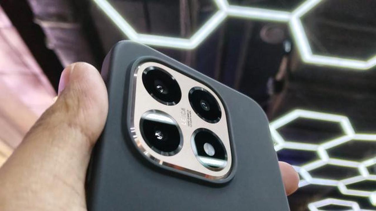 Xiaomi 15T dengan kamera utama 50 MP Leica Summilux, ponsel ini siap menangkap momen tanpa batas Liputan6/Arief Ferdian Maulana