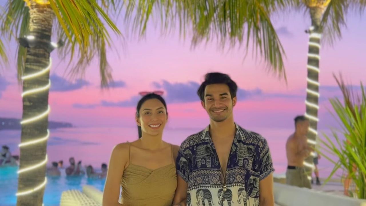 Sukses Bikin Baper Netizen, 8 Foto Mesra Tyas Mirasih Dan Tengku Tezi Bulan Madu ke Bali
