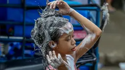 oleh Topan Vamco di Marikina City, Filipina, pada 19 November 2020. Dunia merayakan Hari Anak Sedunia tahun ini pada Jumat (20/11). (Xinhua/Rouelle Umali)