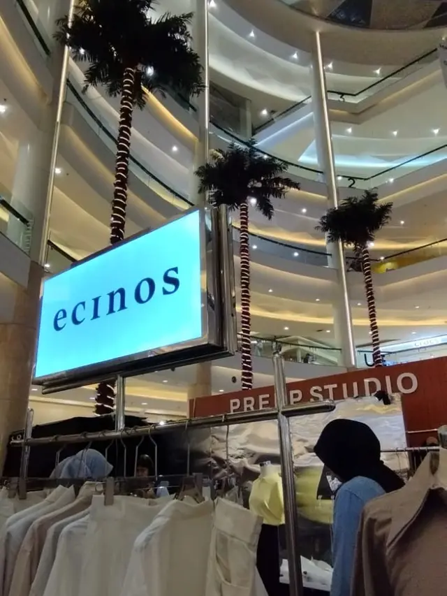 Foto salah satu gerai yang ada di Tokopedia Fashion Market