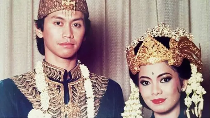 [Bintang] Memes dan Addie MS