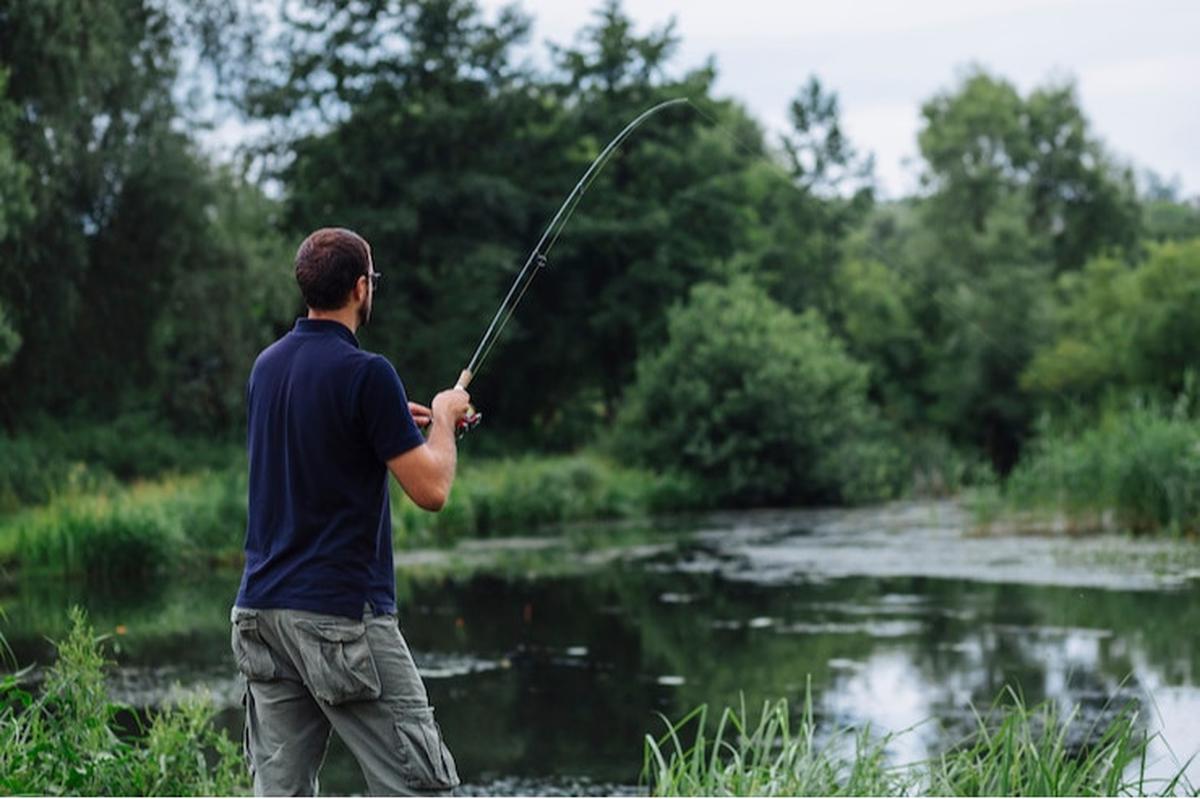 Dari Mancing hingga Fotografi,  Ini 10 Hobi Sederhana yang Bisa Membantu Pria Meredakan Stres