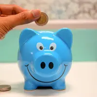 Penting bagi orangtua untuk mempersiapkan biaya pendidikan anak. (Foto: Pexels/maitree rimthong)