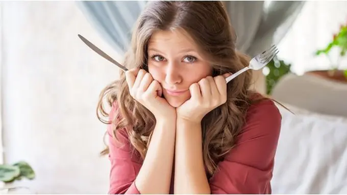 Penyebab berat badan nggak kunjung turun/copyright Shutterstock.com