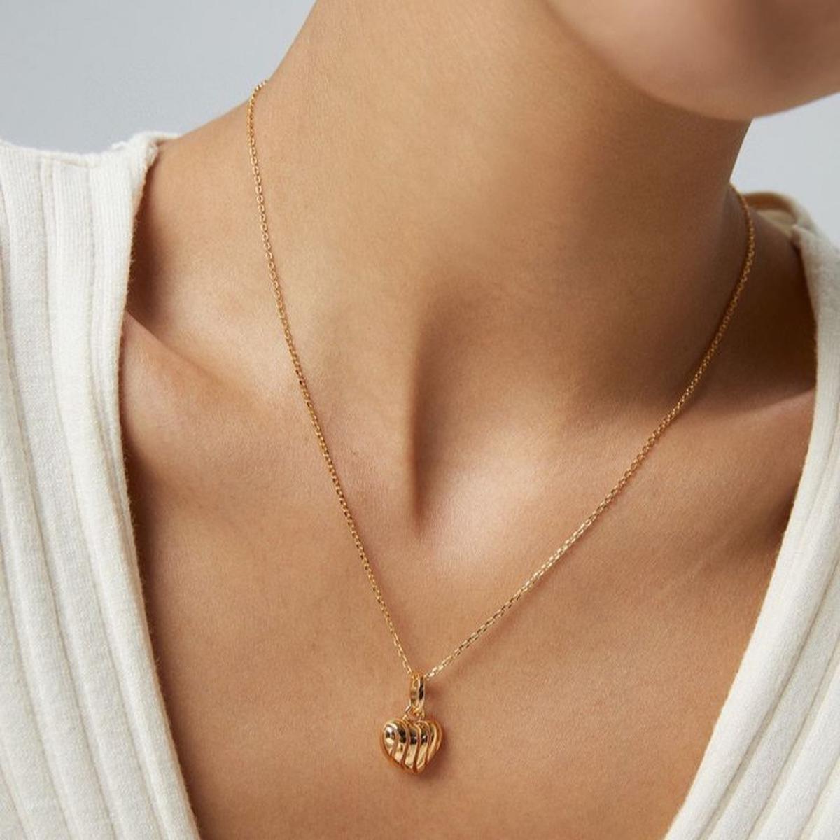 Ilustrasi Kalung Geometris Modern (©Pinterest)