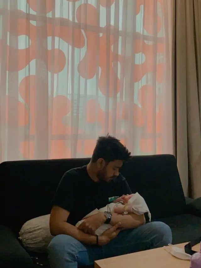 10 Potret Perjalanan Kehamilan Faradilla Yoshi, Lahirkan Anak Pertama