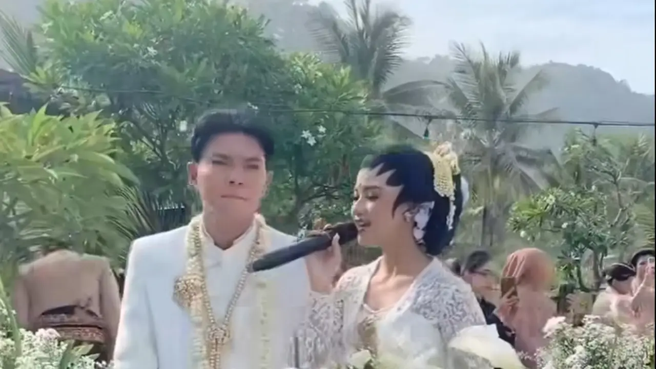 Tri Suaka dan Nabila Maharani Menikah