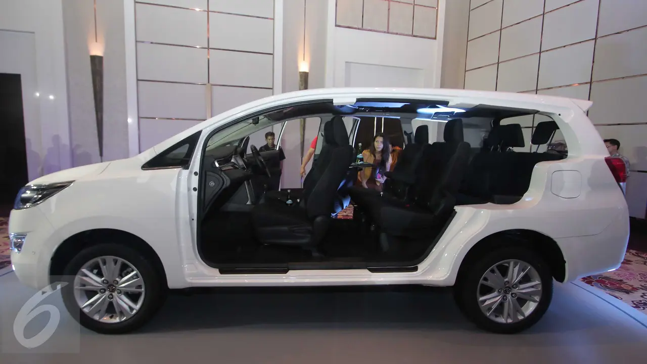 20151123-Ini Kemewahan dalam All-New Kijang Innova, Kamu Tertarik?-Jakarta