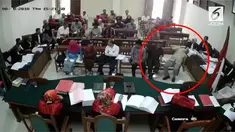 Guru Besar Universitas Islam Negeri (UIN) Imam Bonjol Padang, Sumatera Barat, Prof Sirajuddin Zar meninggal usai diperiksa sebagai saksi dalam sidang kasus korupsi.