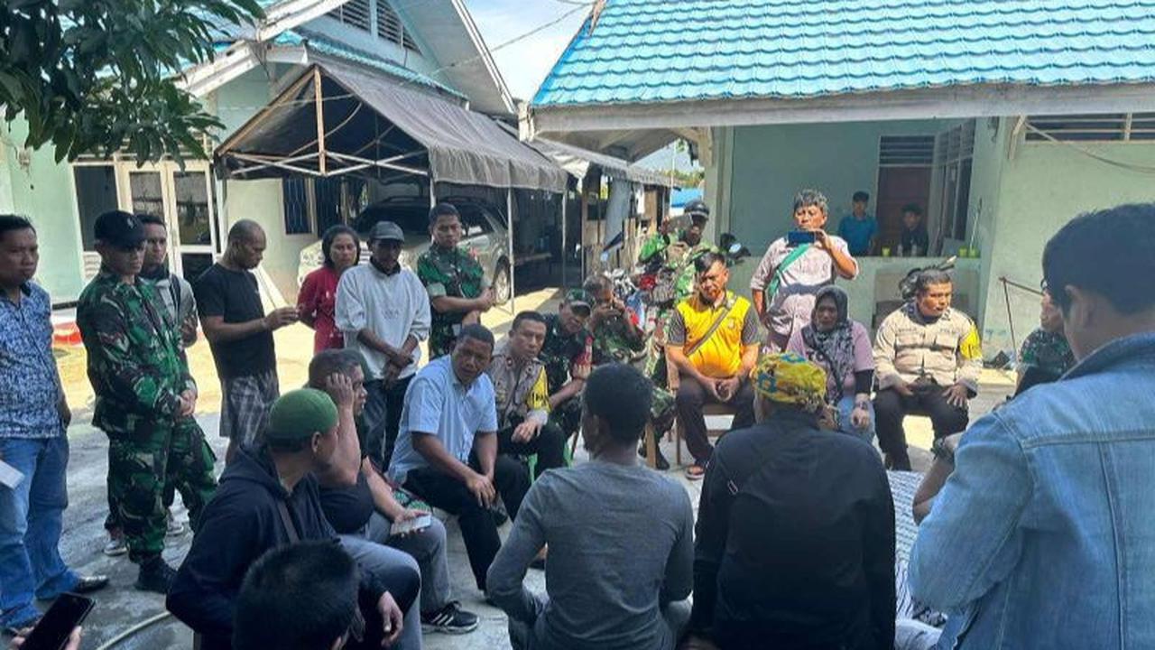 Dia menjelaskan, berdasarkan kronologi yang didapatkan, tiga orang itu masuk ke rumah dinas TNI-AU  tanpa izin dan melompat pagar.