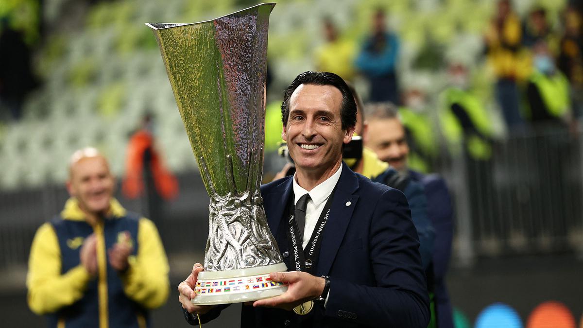 Unai Emery Spesial, Akhiri Puasa Trofi Aston Villa Sekaligus Cetak Sejarah Individu