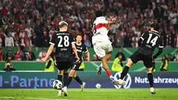 Masuk sebagai pemain pengganti, Tomas sukses menjebol gawang Freiburg pada menit ke-119 setelah menerima umpan silang dari Badridine Bouanani. (AP Photo/DPA/Tom Weller)