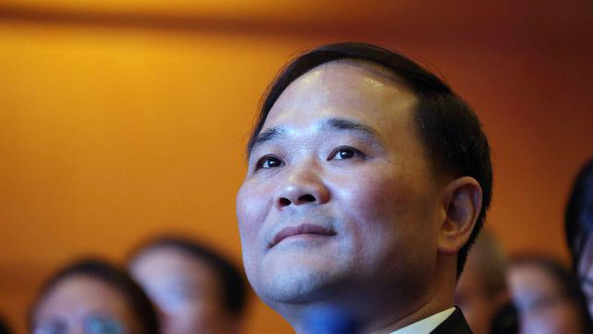 Pendiri Geely Auto Mundur, Serahkan Perusahaan ke Manajemen Profesional