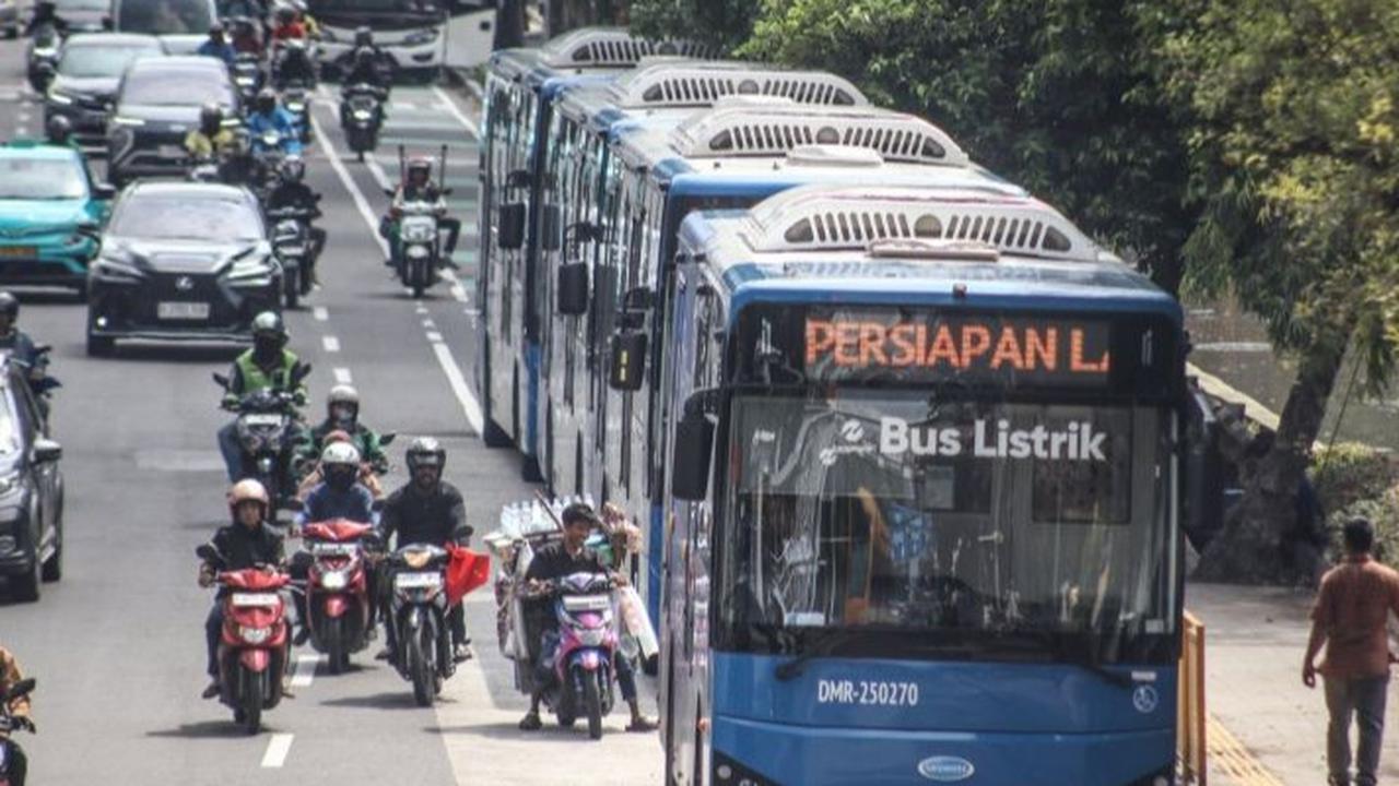 Layanan TransJakarta Disesuaikan Jakarta Running Festival 2025, Cek Perubahan Rutenya Berikut Ini