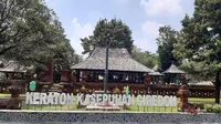 Keraton Kasepuhan Cirebon tengah dilanda kisruh perebutan takhta pengganti Sultan Sepuh XIV. Foto (Liputan6.com / Panji Prayitno)