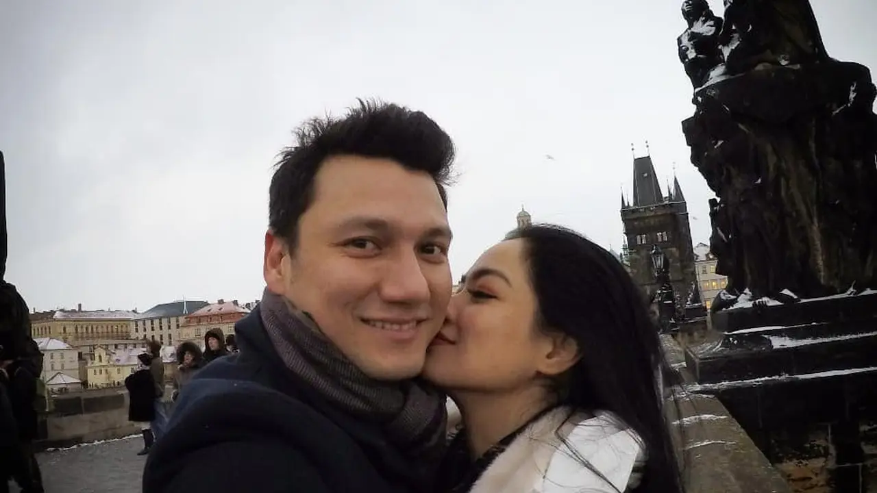 [Fimela] Titi Kamal dan Christian Sugiono
