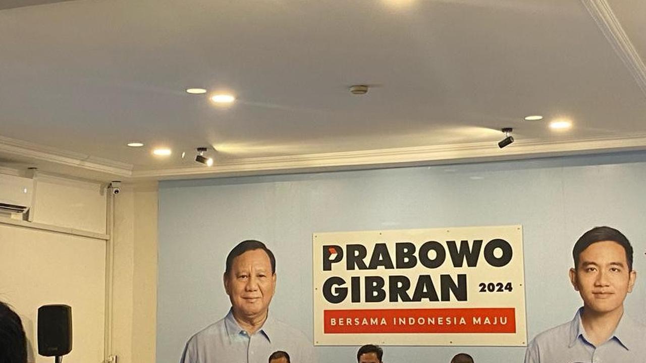 Wakil Ketua TKN Prabowo-Gibran, Habiburrahman menegaskan pihaknya terbuka apabila kubunya mendapat dukungan Presiden Jokowi. Termasuk jika Jokowi ke depan ingin ikut berkampanye.